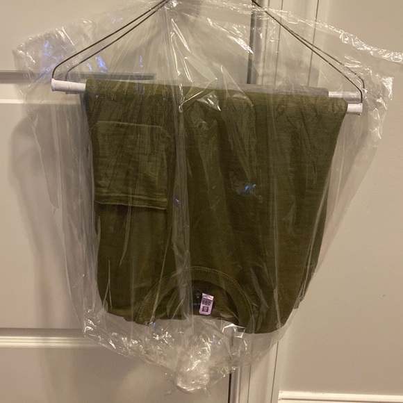 2 Banana Republic XL sweaters - never worn - Picture 1 of 2